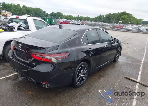 2022 Toyota Camry Se/Se Nightshade Edition из США, поврежденный, VIN 4T1T11AK1NU651701